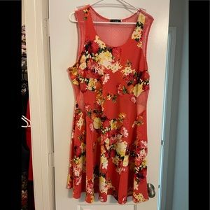 Cute floral dress with Mesh On the sides